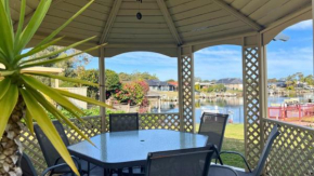 Chloe's Waterfront Oasis!, Sussex Inlet